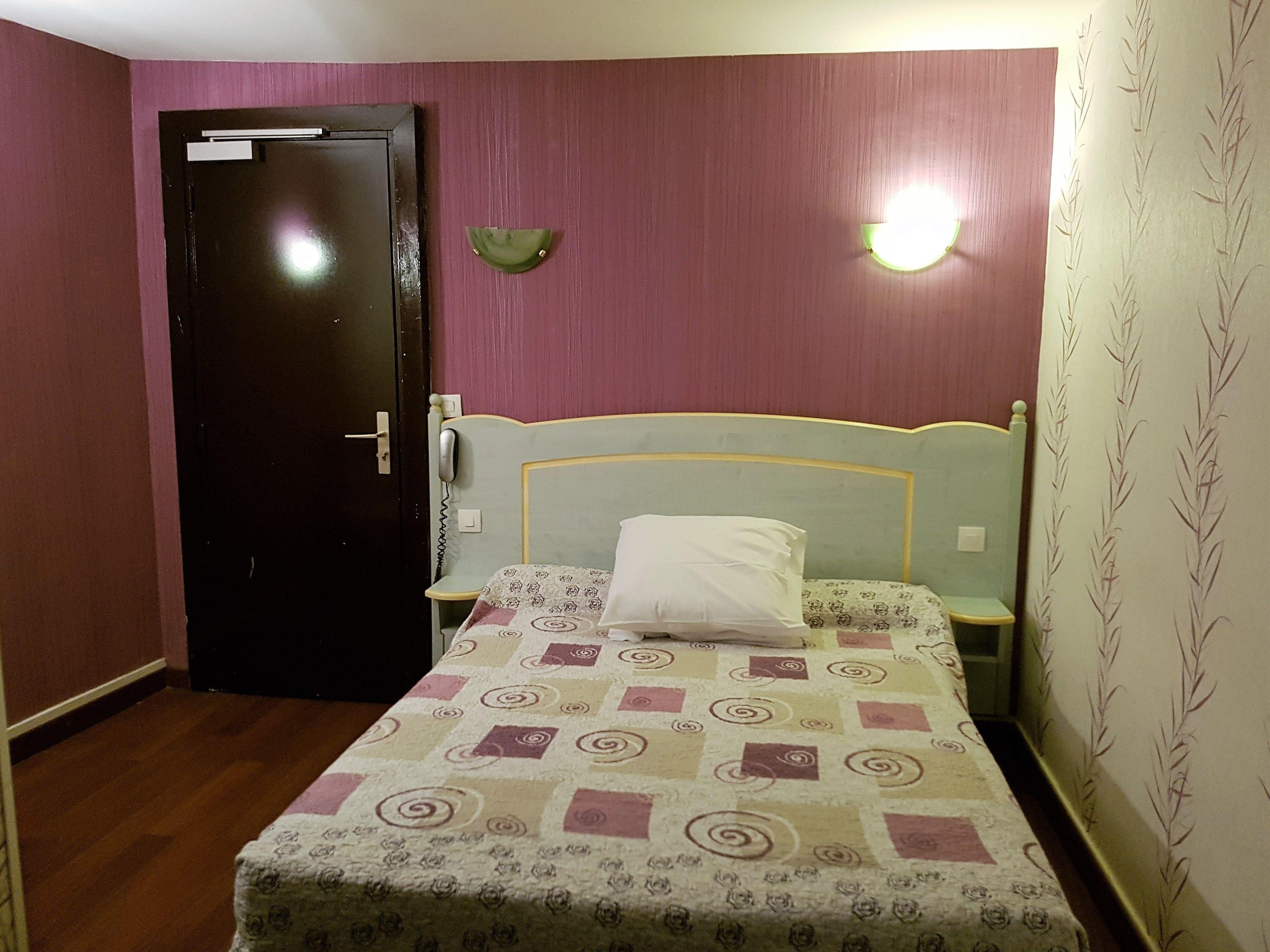 Ibis Styles Gare De L'est Magenta 3* Paris