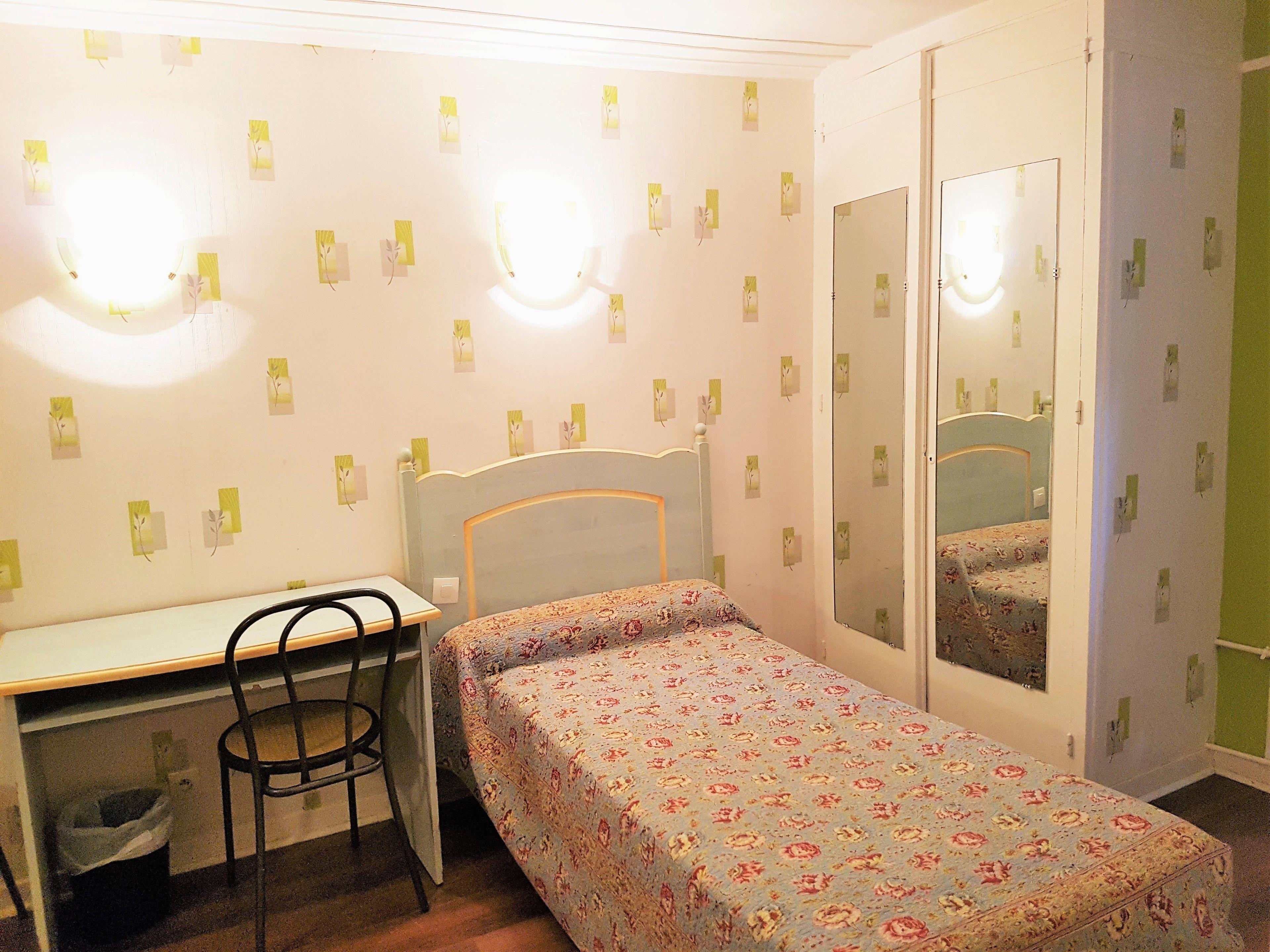 Ibis Styles Gare De L'est Magenta 3* Paris