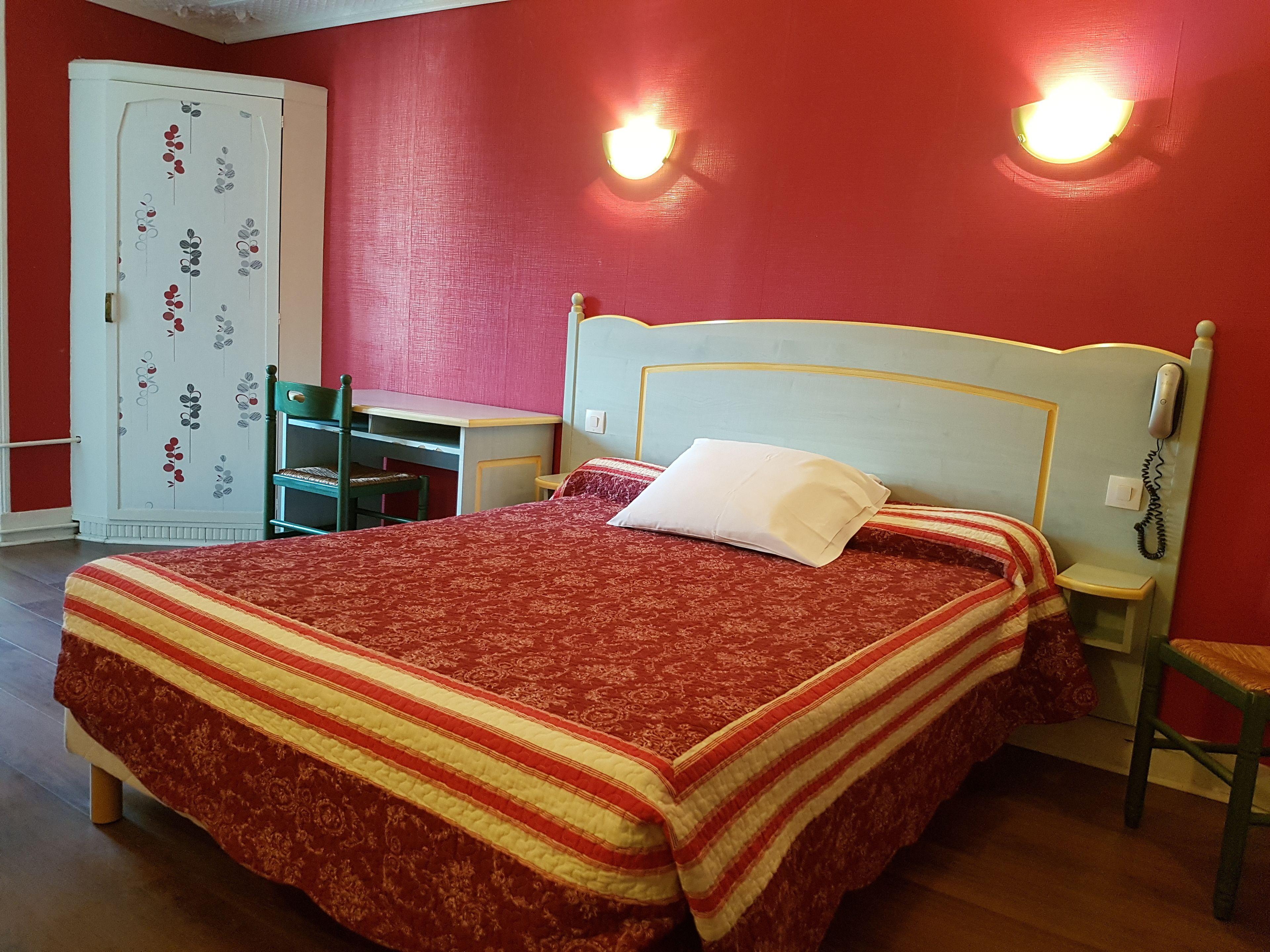 Ibis Styles Gare De L'est Magenta 3*