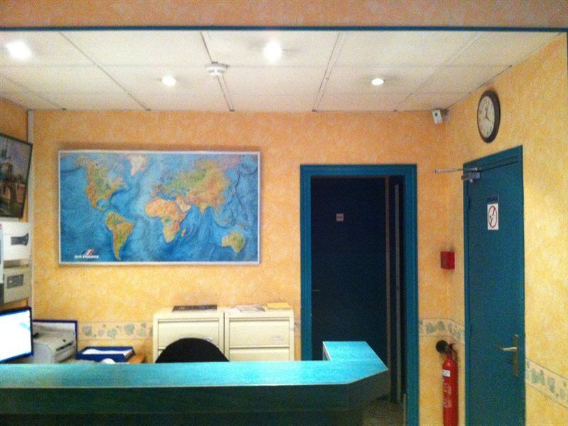 Ibis Styles Gare De L'est Magenta 3* Parigi