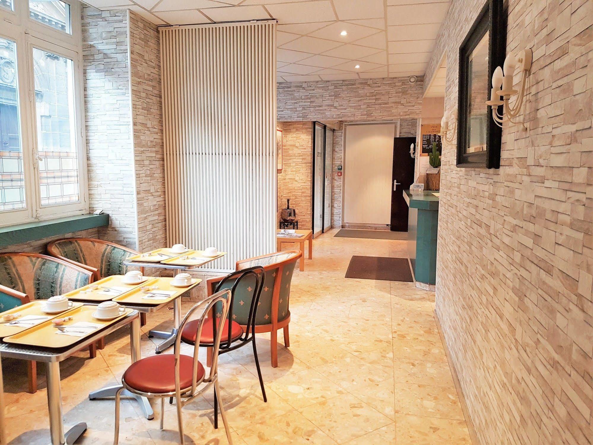 Hotel Ibis Styles Gare De L'est Magenta 3*